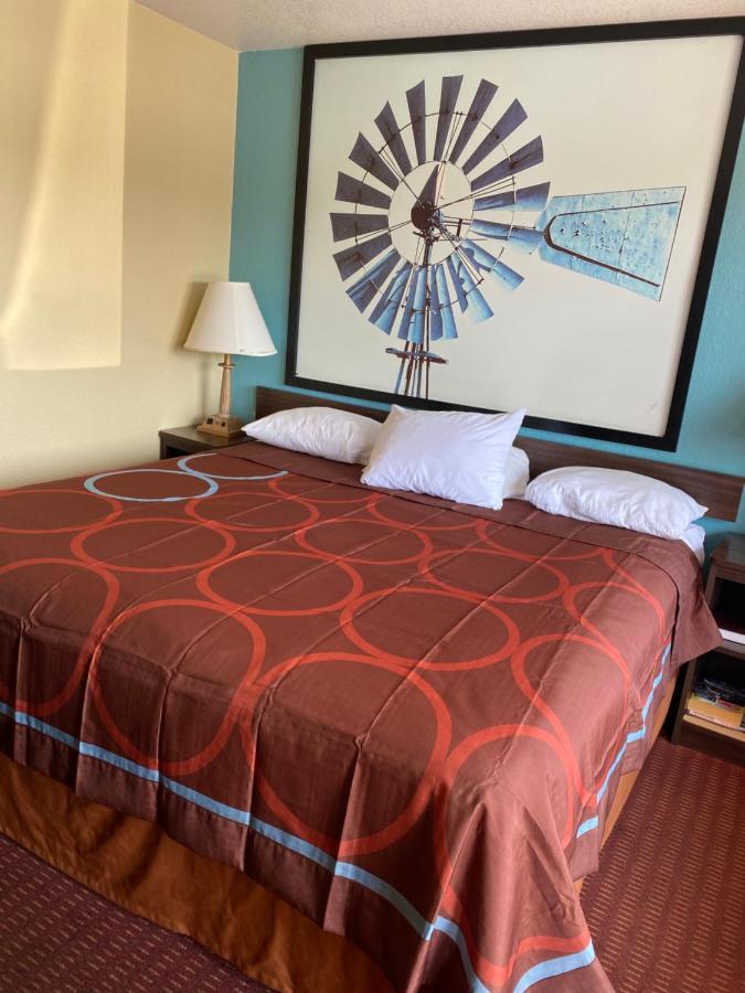 Super 8 By Wyndham Midwest City Ok Экстерьер фото