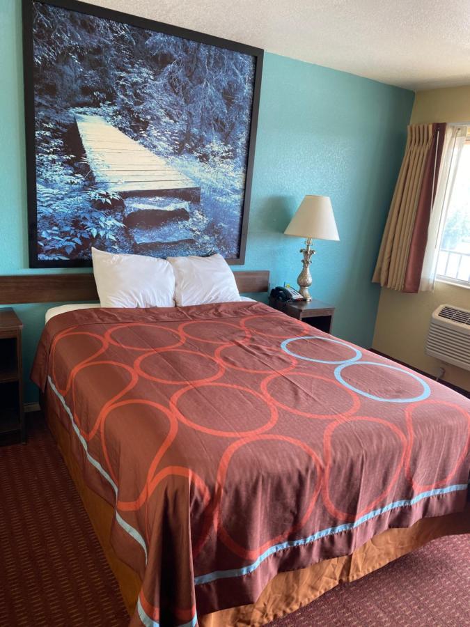 Super 8 By Wyndham Midwest City Ok Экстерьер фото