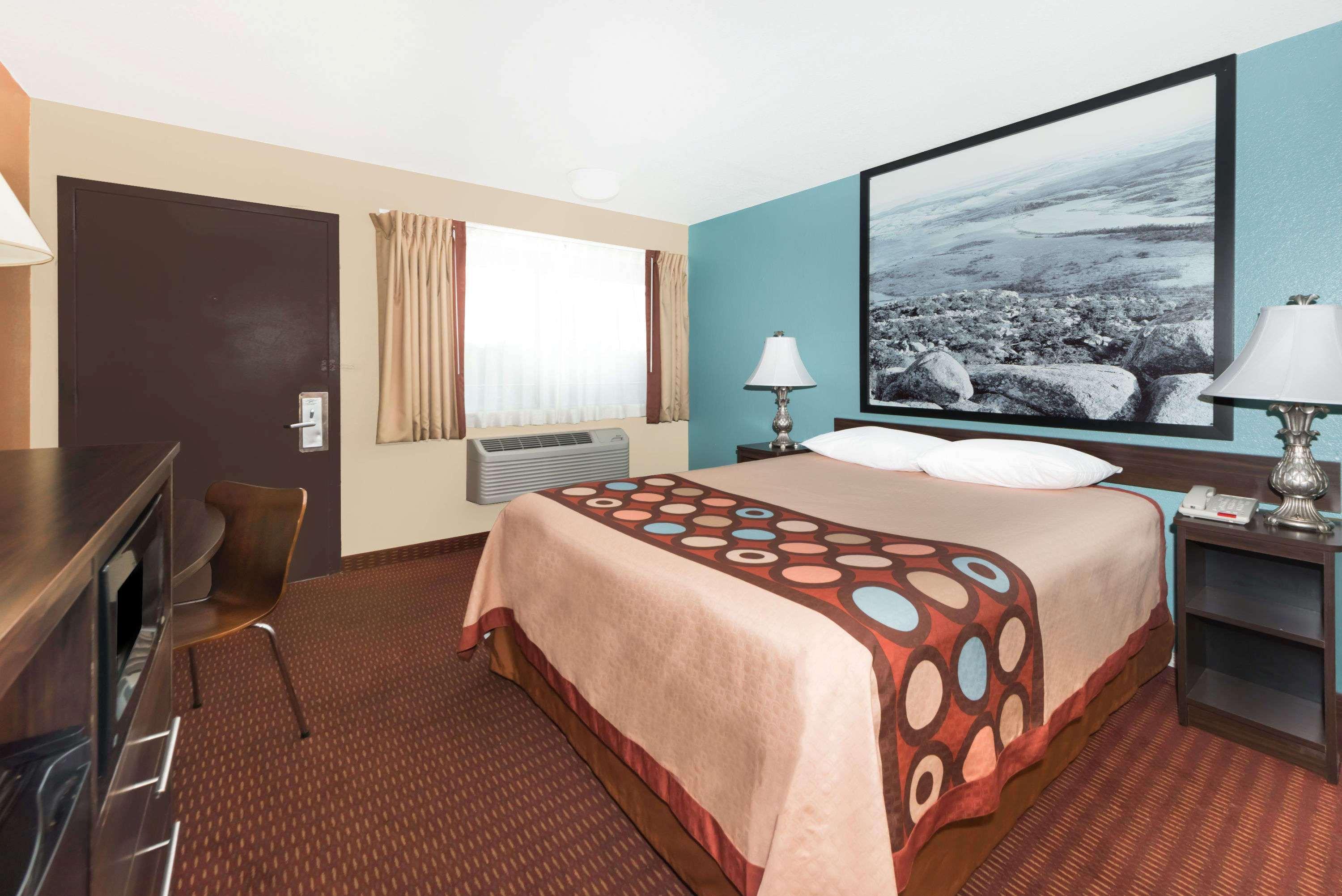 Super 8 By Wyndham Midwest City Ok Экстерьер фото