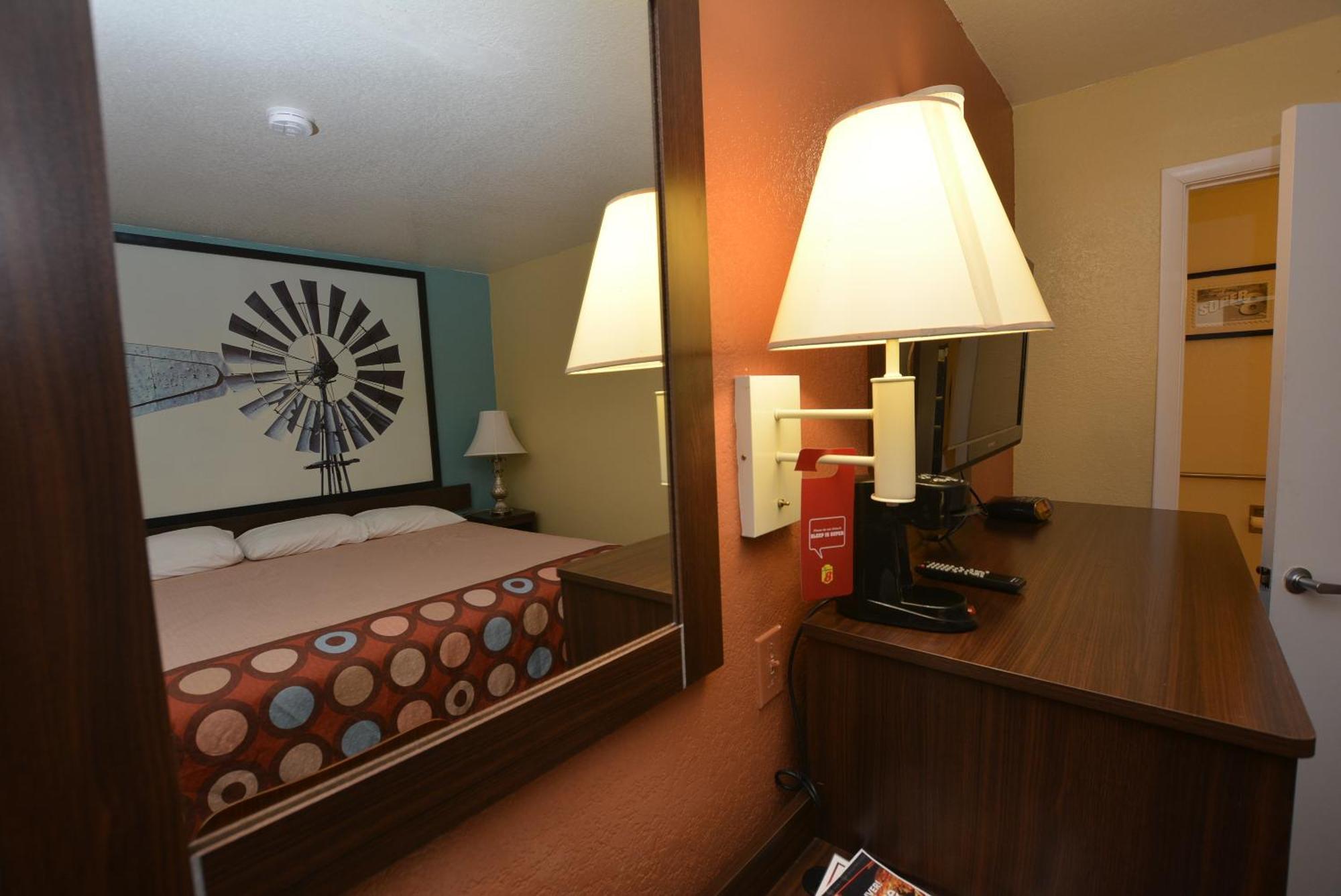 Super 8 By Wyndham Midwest City Ok Номер фото