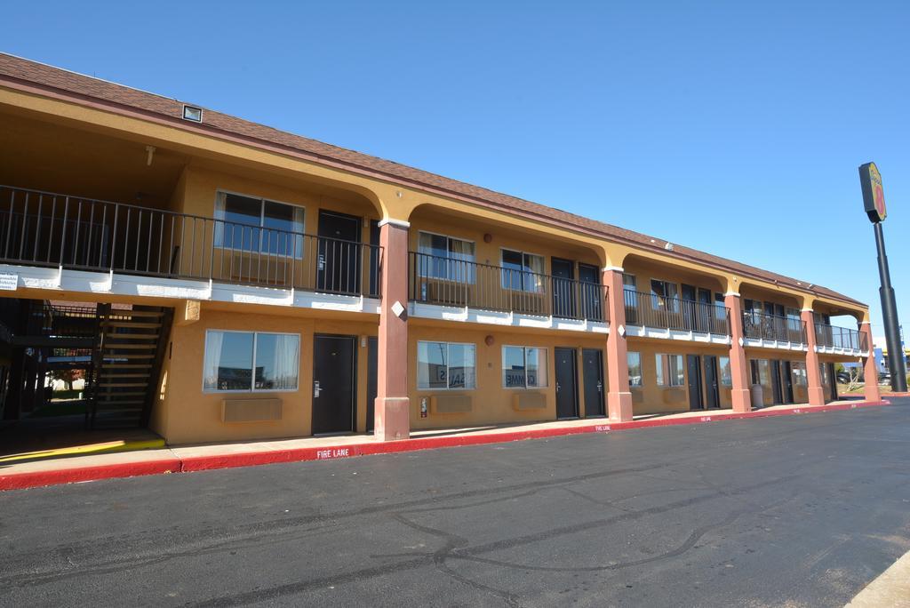 Super 8 By Wyndham Midwest City Ok Экстерьер фото